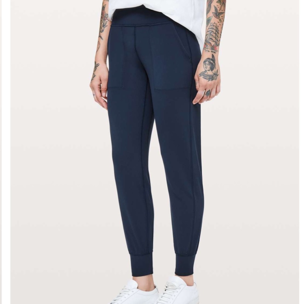 Lululemon Align Jogger *28" True Navy Size 4